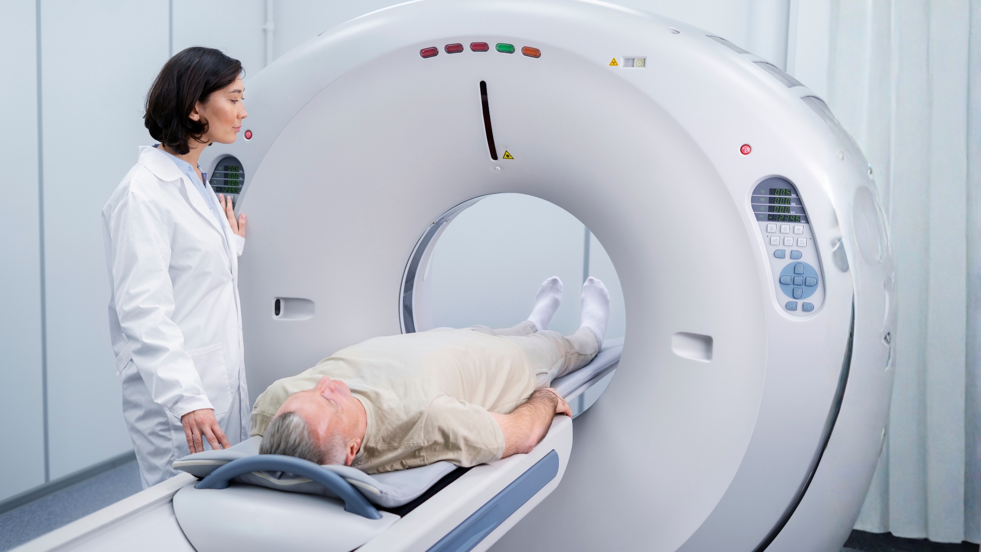  Skrining Kanker Paru: Siapa yang Perlu Low-Dose CT Scan? (LDCT) 